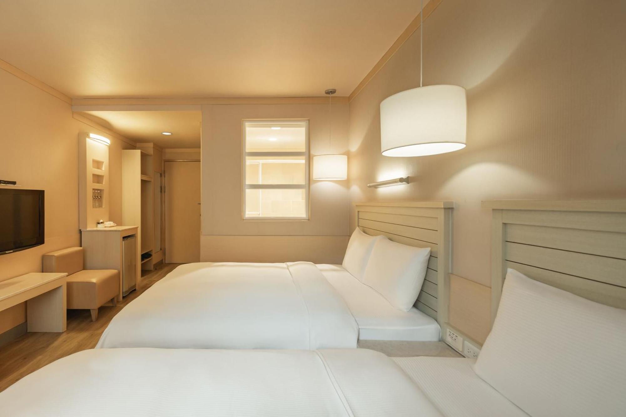 Kindness Hotel - Jhong Jheng Kaohsiung Zimmer foto