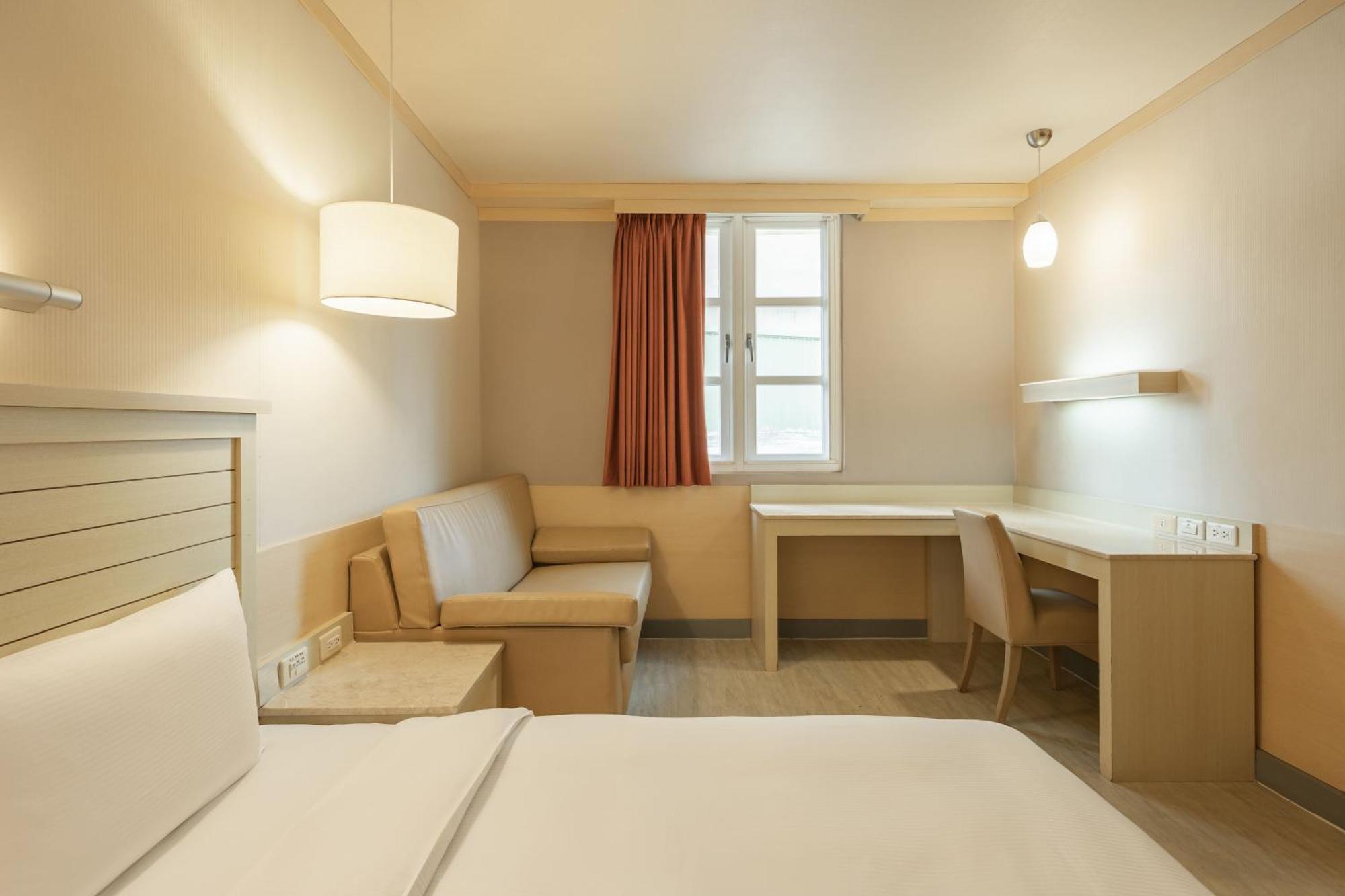 Kindness Hotel - Jhong Jheng Kaohsiung Zimmer foto